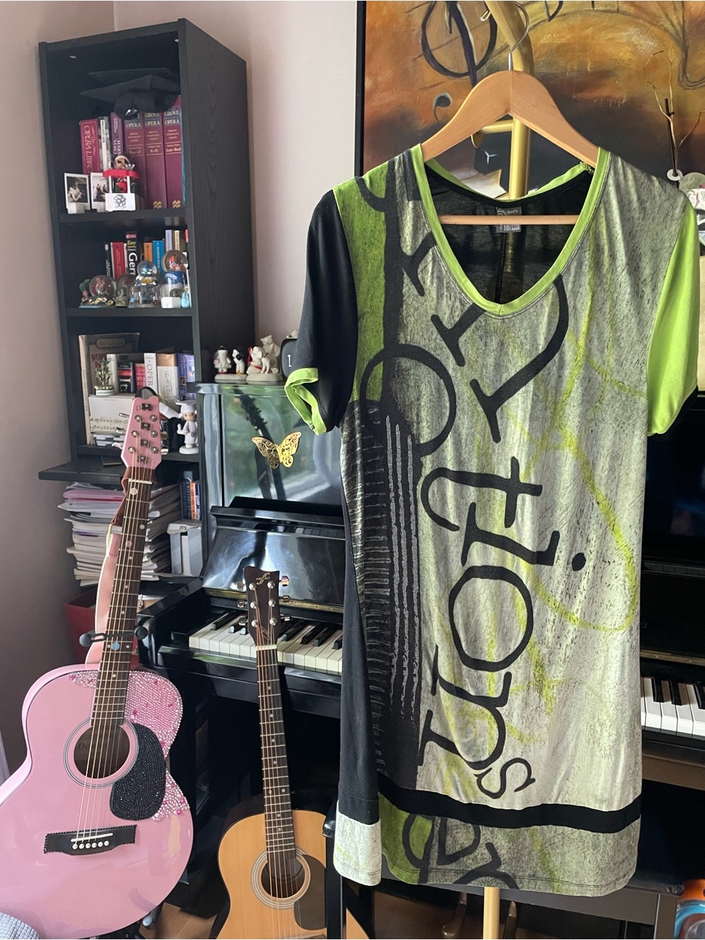 Dolcezza Simply Art “Letter Maze” Short Sleeve Tunic